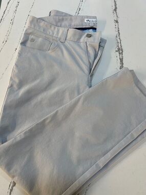 Peter Millar en66 Performance Men’s Light Gray Chino Pants 5 pockets size 33/30